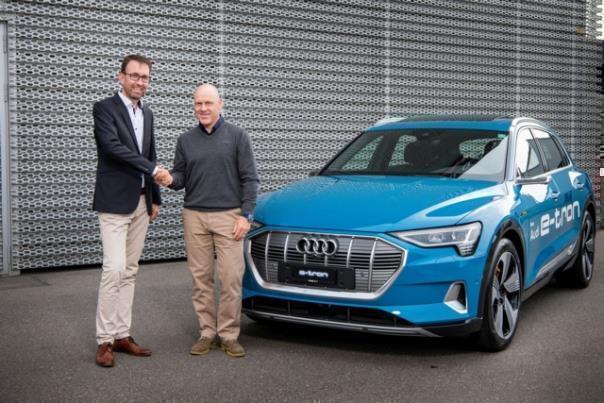 Audi Markenbotschafter Didier Cuche fährt nun rein elektrisch  